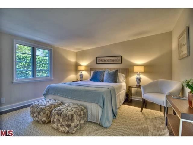 4323 Laurelgrove Avenue, Studio City CA: https://media.crmls.org/medias/b63a290f-eb31-4eb7-a505-5414968586c4.jpg