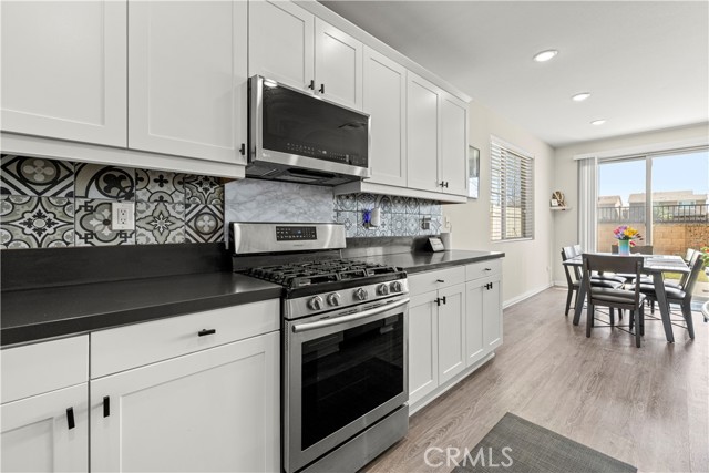 Detail Gallery Image 7 of 54 For 4961 S Monarch Pl, Ontario,  CA 91762 - 4 Beds | 3 Baths