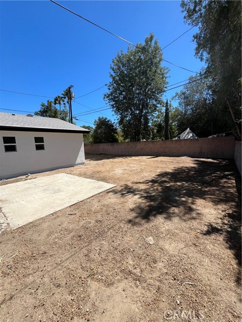 17358 Lemac, Northridge CA: https://media.crmls.org/medias/b63bf693-760f-4307-8671-c6894da6f2cc.jpg