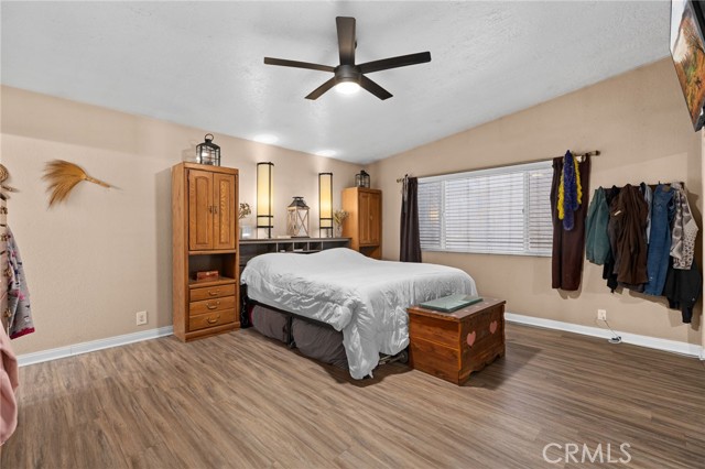 Detail Gallery Image 19 of 39 For 30841 Long Point, Canyon Lake,  CA 92587 - 3 Beds | 2 Baths