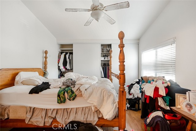 36 Greenmoor, Irvine CA: https://media.crmls.org/medias/b63c3613-1696-49ac-a43c-a3b8af7bae7a.jpg