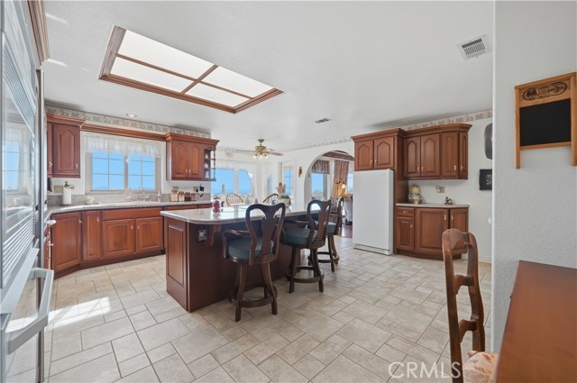 Detail Gallery Image 6 of 55 For 39275 Chaparral, Temecula,  CA 92592 - 4 Beds | 4 Baths