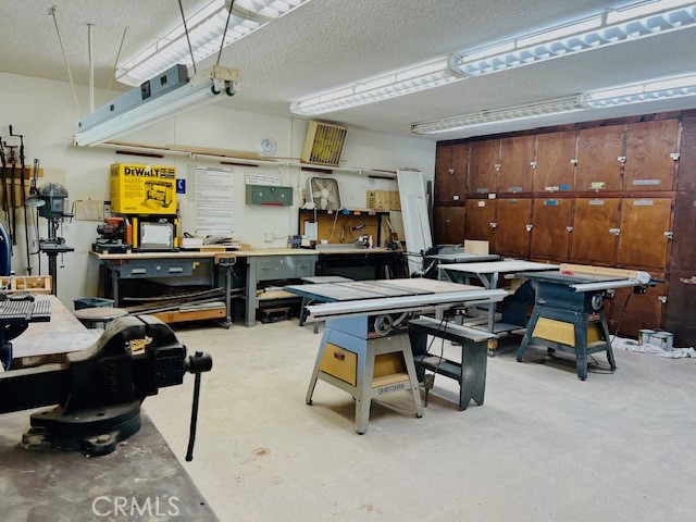 23061 Nadine Circle, Torrance CA: https://media.crmls.org/medias/b63d069e-7679-4069-952d-2e50d1a2adb0.jpg