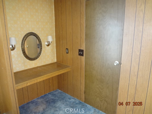https://media.crmls.org/medias/b63debde-0ad9-4591-b30c-5fe9bdaf9cb1.jpg?preset=X-Large
