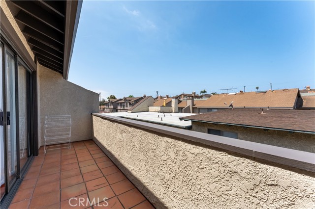 1814 Grant Avenue, Redondo Beach CA: https://media.crmls.org/medias/b63def8b-cc65-4b94-8bf7-524c52d04e87.jpg