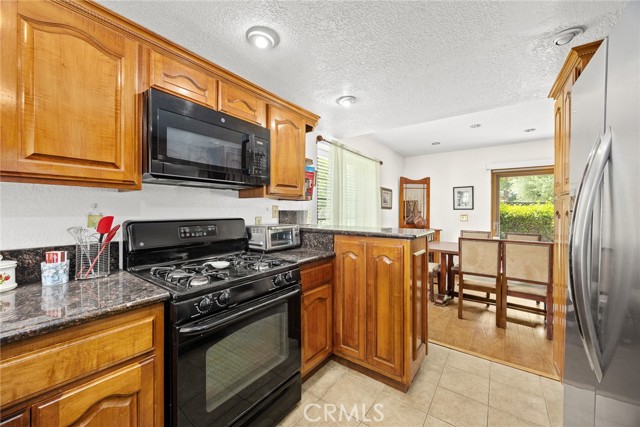 514 San Pablo Court, San Dimas CA: https://media.crmls.org/medias/b64098a9-b5ad-47e4-8f44-8a54ed101cb1.jpg