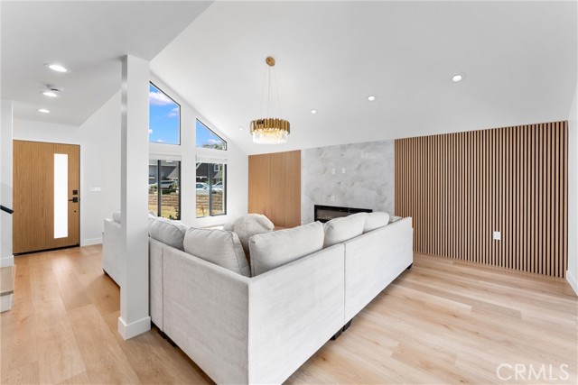 1290 N Tippetts Lane, Anaheim CA: https://media.crmls.org/medias/b640cc5e-ce48-4de1-9e68-1cb9a316b42d.jpg