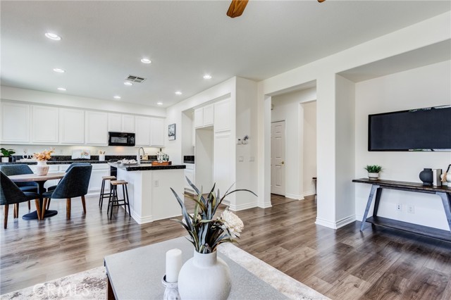 Detail Gallery Image 21 of 75 For 28402 Bruning St, Murrieta,  CA 92563 - 3 Beds | 2/1 Baths