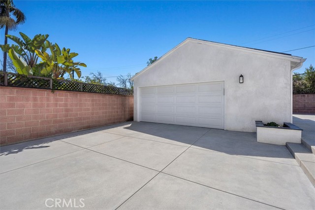 6334 Riggs Place, Los Angeles CA: https://media.crmls.org/medias/b6419197-fa91-4bb6-985d-bd496f0efd92.jpg