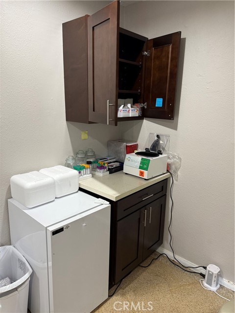 726 S Main, Santa Ana CA: https://media.crmls.org/medias/b6423082-11a4-4045-9537-413509514cba.jpg