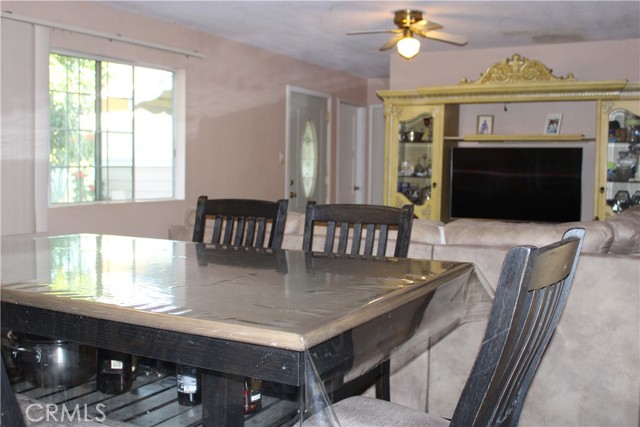 Detail Gallery Image 12 of 28 For 6392 Rustic, Jurupa Valley,  CA 92509 - 3 Beds | 2 Baths