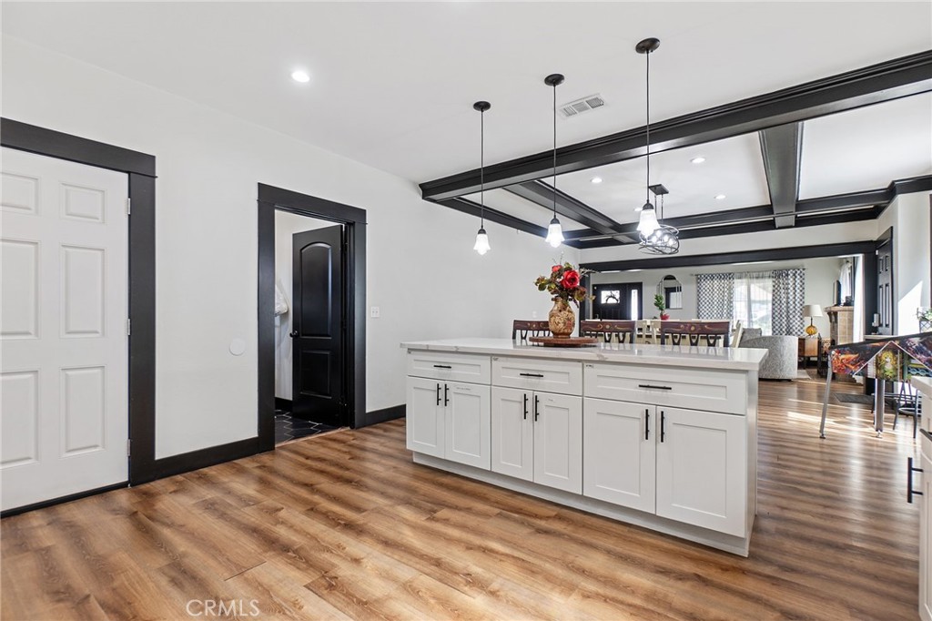 MLS #OC25176241 image #9