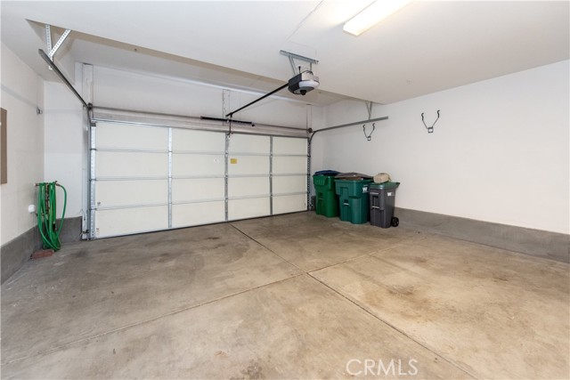 47 silverado, Irvine CA: https://media.crmls.org/medias/b64364dd-2e96-478c-a5b5-4a1d407717a7.jpg