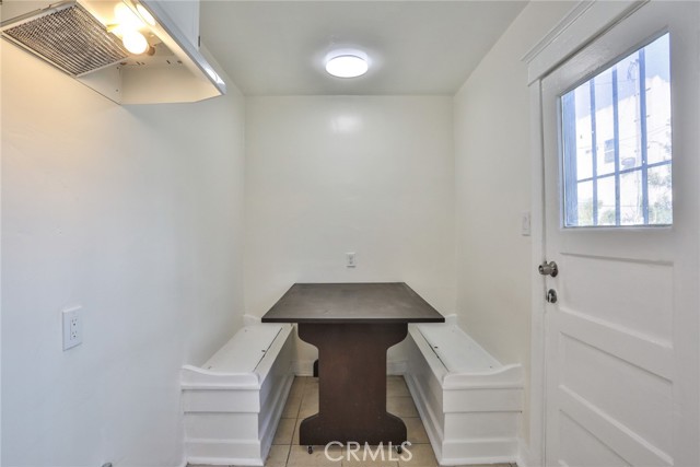 Detail Gallery Image 8 of 34 For 2867 Edgehill Dr, Los Angeles,  CA 90018 - – Beds | – Baths