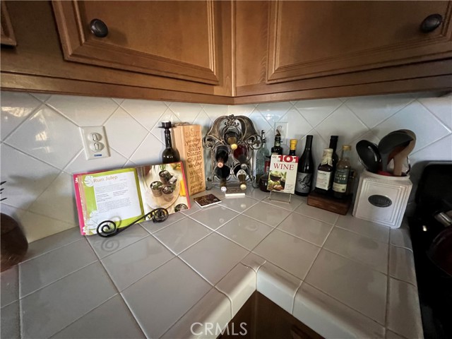 Detail Gallery Image 14 of 38 For 1332 E Rover Ln #E,  Beaumont,  CA 92223 - 4 Beds | 2/1 Baths
