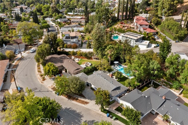 Detail Gallery Image 41 of 44 For 4410 Canoga Dr, Woodland Hills,  CA 91364 - 4 Beds | 3 Baths