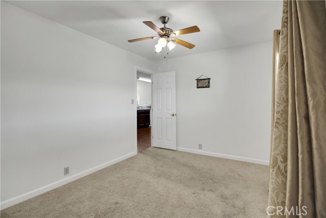 1180 Camino Del Rancho, Hemet CA: https://media.crmls.org/medias/b64412e7-822d-4c34-b221-d114f7509e83.jpg