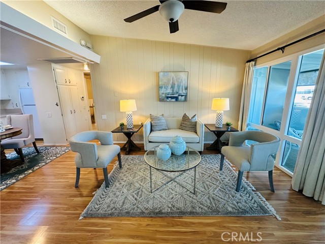 Detail Gallery Image 8 of 19 For 13680 El Dorado, M3-33l, Seal Beach,  CA 90740 - 2 Beds | 1 Baths