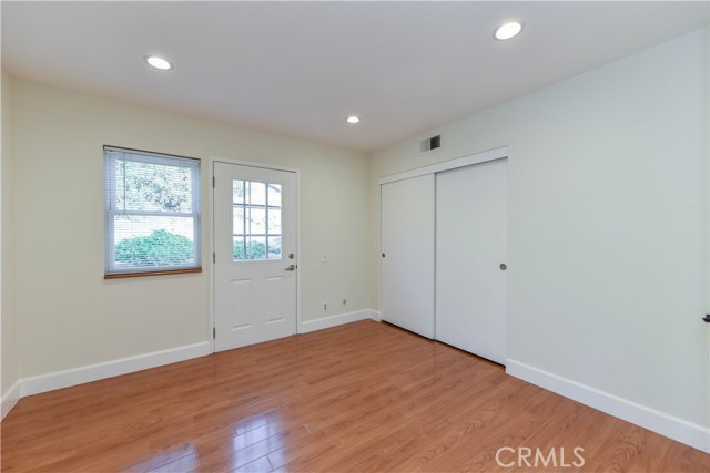 B64678f6 F4c9 4387 9b94 C0d146f31de5