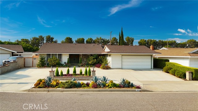 324 E Woodstock Ave, Orange, CA 92865