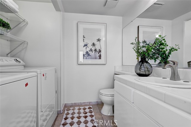 2512 Curtis Avenue, Redondo Beach, California 90278, 3 Bedrooms Bedrooms, ,2 BathroomsBathrooms,Residential,Sold,Curtis Avenue,SB22019177