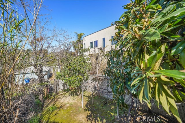 Detail Gallery Image 8 of 18 For 2149 Fargo St, Los Angeles,  CA 90039 - – Beds | – Baths