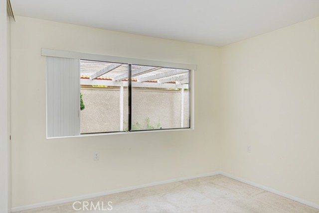 5006 Duverney, Laguna Woods CA: https://media.crmls.org/medias/b6478654-470c-41e8-a0a0-a1c20f249dd3.jpg