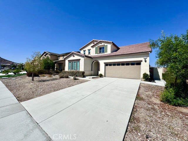 Detail Gallery Image 2 of 46 For 30926 Foxhollow Dr, Winchester,  CA 92596 - 4 Beds | 3/1 Baths