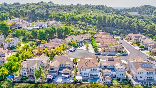 Detail Gallery Image 9 of 67 For 1921 S Mangrum Ct, La Habra,  CA 90631 - 4 Beds | 4/1 Baths