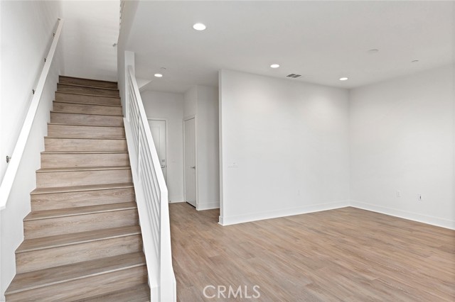 Detail Gallery Image 4 of 25 For 1684 Topanga, Costa Mesa,  CA 92627 - 3 Beds | 2/2 Baths