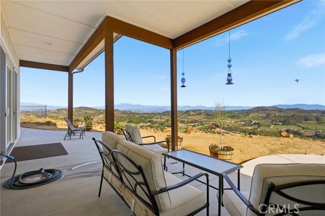 Detail Gallery Image 28 of 42 For 39472 Vista Del Bosque, Murrieta,  CA 92562 - 3 Beds | 2 Baths