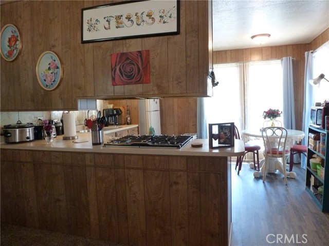 Detail Gallery Image 5 of 13 For 107 Cottonwood Cir, Oroville,  CA 95965 - 2 Beds | 1 Baths
