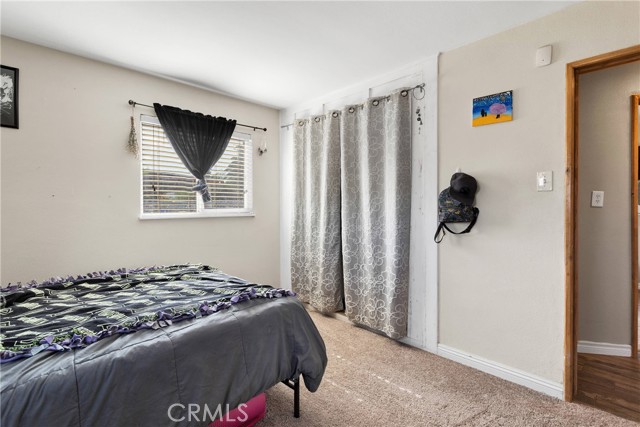 21822 Dotame Ave, Apple Valley CA: https://media.crmls.org/medias/b64c78dd-95c4-433e-a295-4d722637f989.jpg