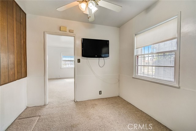 Detail Gallery Image 11 of 32 For 4303 E Queensdale St, Compton,  CA 90221 - 3 Beds | 2 Baths
