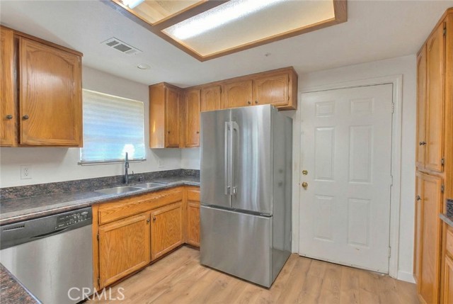 4165 Descanso, Chino Hills CA: https://media.crmls.org/medias/b64d82a8-fdf5-4291-82c5-e6b5d79a5247.jpg