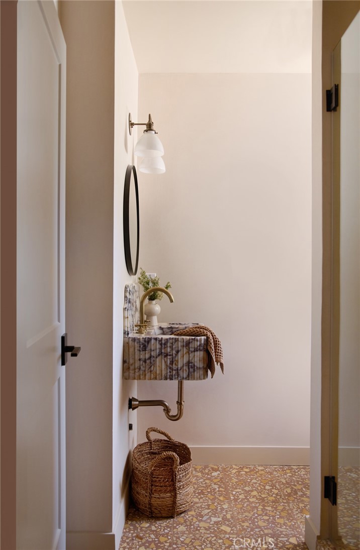 MLS #WS25251711 image #18