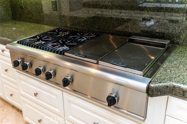 Detail Gallery Image 59 of 71 For 7 Camellia, Irvine,  CA 92620 - 5 Beds | 4/1 Baths