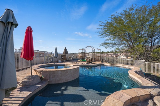 Detail Gallery Image 4 of 33 For 25655 Leon Rd, Homeland,  CA 92548 - 3 Beds | 2 Baths