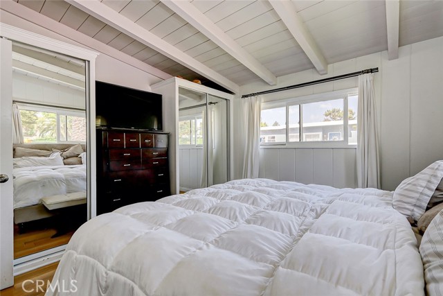 Detail Gallery Image 12 of 32 For 2839 N Valley Dr, Manhattan Beach,  CA 90266 - 3 Beds | 1/1 Baths