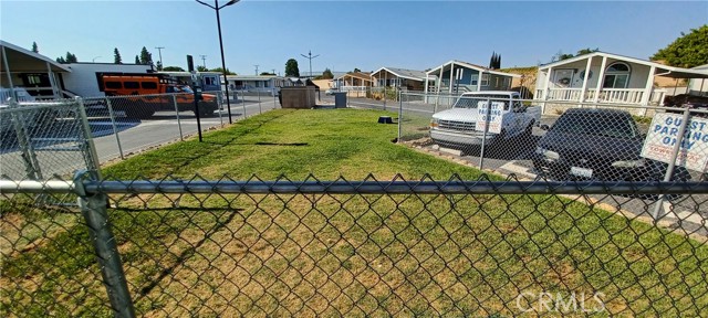 Detail Gallery Image 50 of 52 For 20806 Gridley Road #68,  Lakewood,  CA 90715 - 3 Beds | 2 Baths