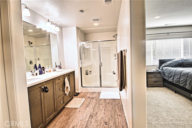 Detail Gallery Image 12 of 26 For 202 Bay Laurel Ct, Vista,  CA 92083 - 3 Beds | 2/1 Baths