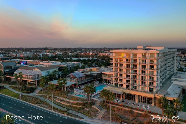 414 Main Street, Huntington Beach CA: https://media.crmls.org/medias/b651f0a7-356d-4085-ae5f-9299e2221e39.jpg
