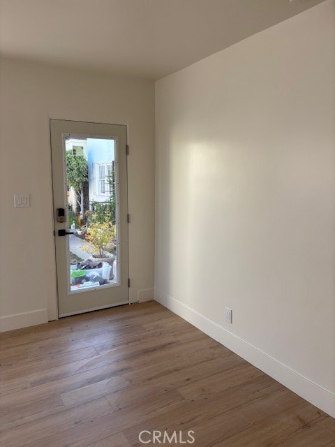 1307 17th Street, Santa Monica CA: https://media.crmls.org/medias/b6524636-d04b-4edd-94fb-c4af755f6595.jpg