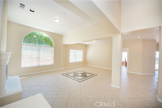 28817 Terrace Drive, Highland CA: https://media.crmls.org/medias/b6532261-d46f-4c36-aba8-fea8baa6b9c0.jpg