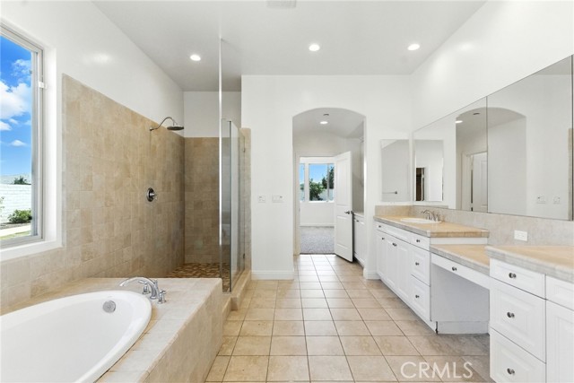 Detail Gallery Image 24 of 46 For 12303 Hemmerling Ln, Bakersfield,  CA 93311 - 4 Beds | 4 Baths