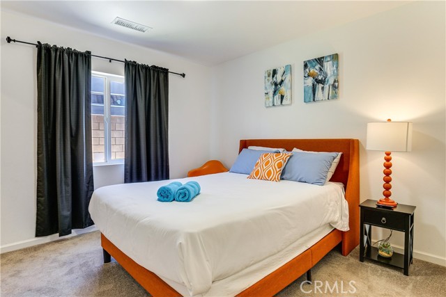 Detail Gallery Image 17 of 21 For 66560 Ocotillo, Desert Hot Springs,  CA 92240 - 4 Beds | 2 Baths