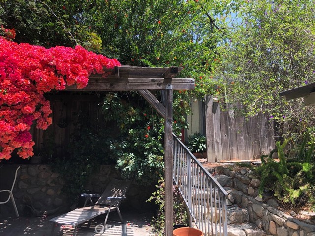 3059 Sycamore Avenue, La Crescenta, California 91214, 2 Bedrooms Bedrooms, ,1 BathroomBathrooms,Residential,For Sale,3059 Sycamore Avenue,CRSR24007917