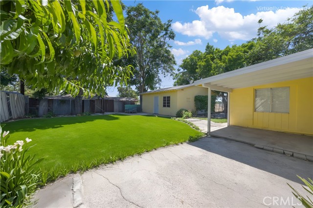 25347 E Union Street, San Bernardino CA: https://media.crmls.org/medias/b654ae48-3de9-443e-8ea2-25db1918c3a7.jpg