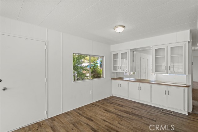 Detail Gallery Image 8 of 39 For 5800 Hamner Ave #178,  Corona,  CA 91752 - 3 Beds | 2 Baths