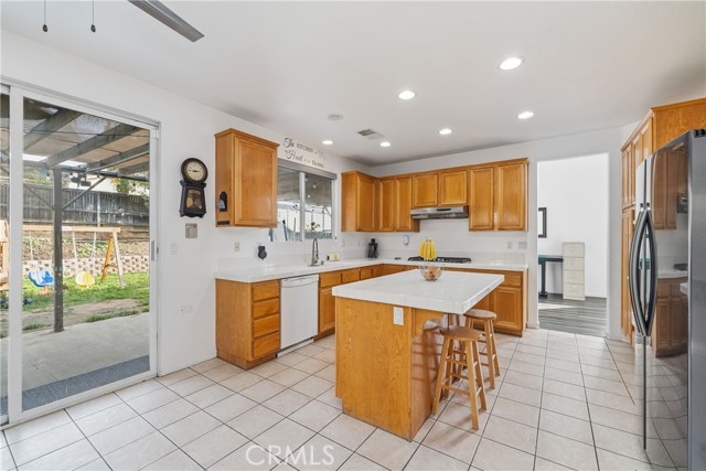 Detail Gallery Image 27 of 45 For 9810 Tamalpais, Moreno Valley,  CA 92557 - 5 Beds | 4 Baths